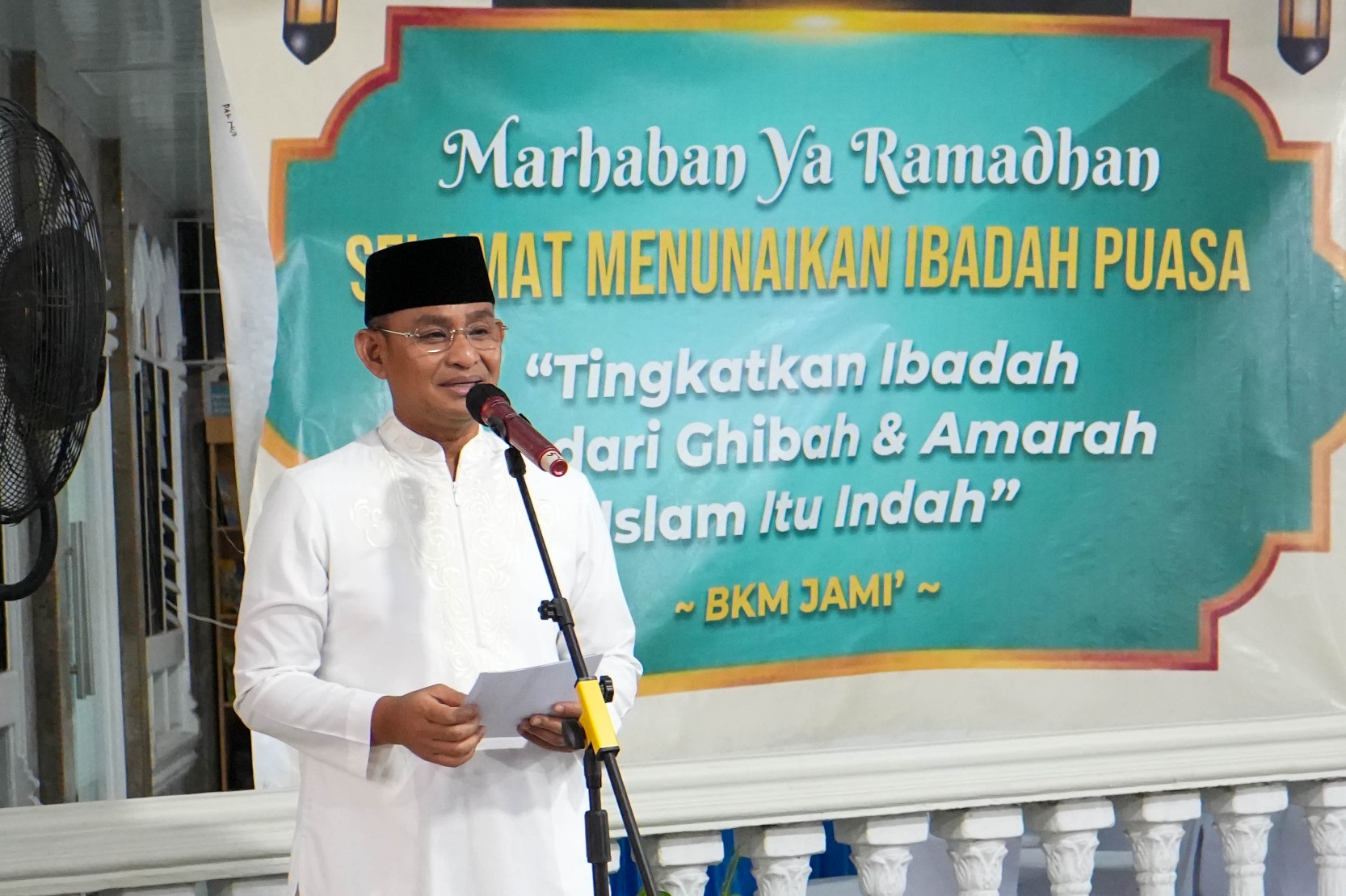 Sekda Kota Medan, Wiriya Alrahman Menghadiri Safari Ramadan di Masjid  Kecamatan Medan Barat, Senin
(25/3/2024) Sore