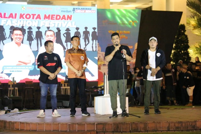 Pemko Medan Menggelar Balai Kota Medan Fashion Festival & Car Enthusiast Meet Up, Minggu (31/7) Malam