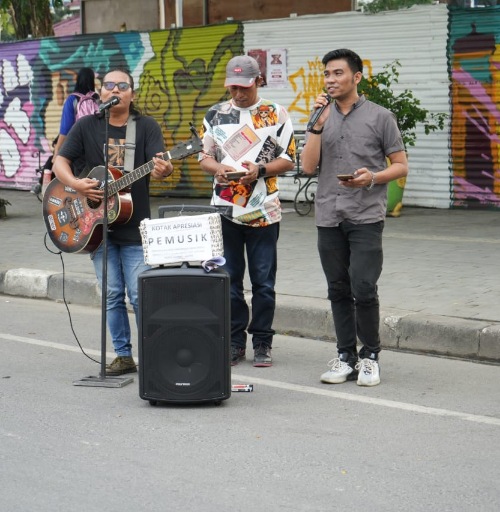 CFD Medan Menjadi Wadah Bagi Musisi Jalanan Berkreasi