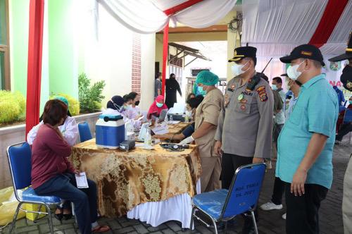 Kecamatan Medan Denai Gelar Vaksinasi Covid-19 untuk Warga Kurang Mampu