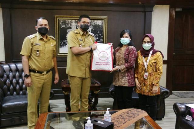 Pemko Medan Terima Bantuan 1000 Paket Sembako Dari Sekretariat Negara Republik Indonesia