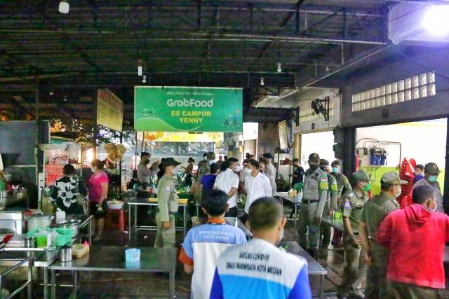 Pemko Medan Tertibkan Restoran Chinese Food di Jalan Mandala By Pass