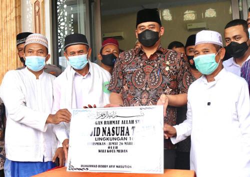 Wali Kota Ajak Jamaah Masjid Nasuha Taqwa Bantu Pemko Putuskan Penyebaran Covid dan Pulihkan Perekonomian