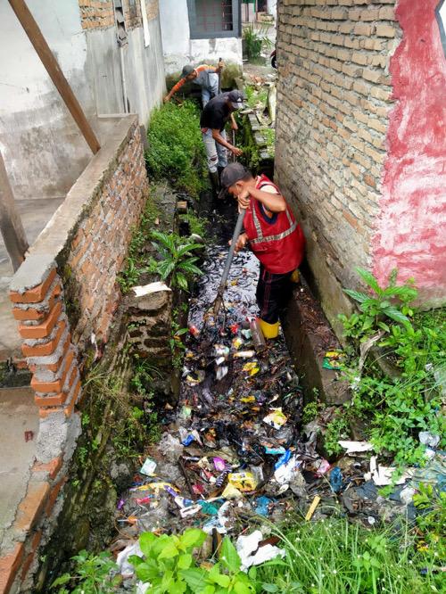 P3SU Medan Barat Aksi Bersih-bersih, Warga Diminta Tidak Buang Sampah Sembarangan