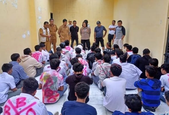 Kecamatan Medan Tuntungan Berhasil Bubarkan Aksi Konvoi dan Tawuran Pelajar Dijalan Jamin Ginting