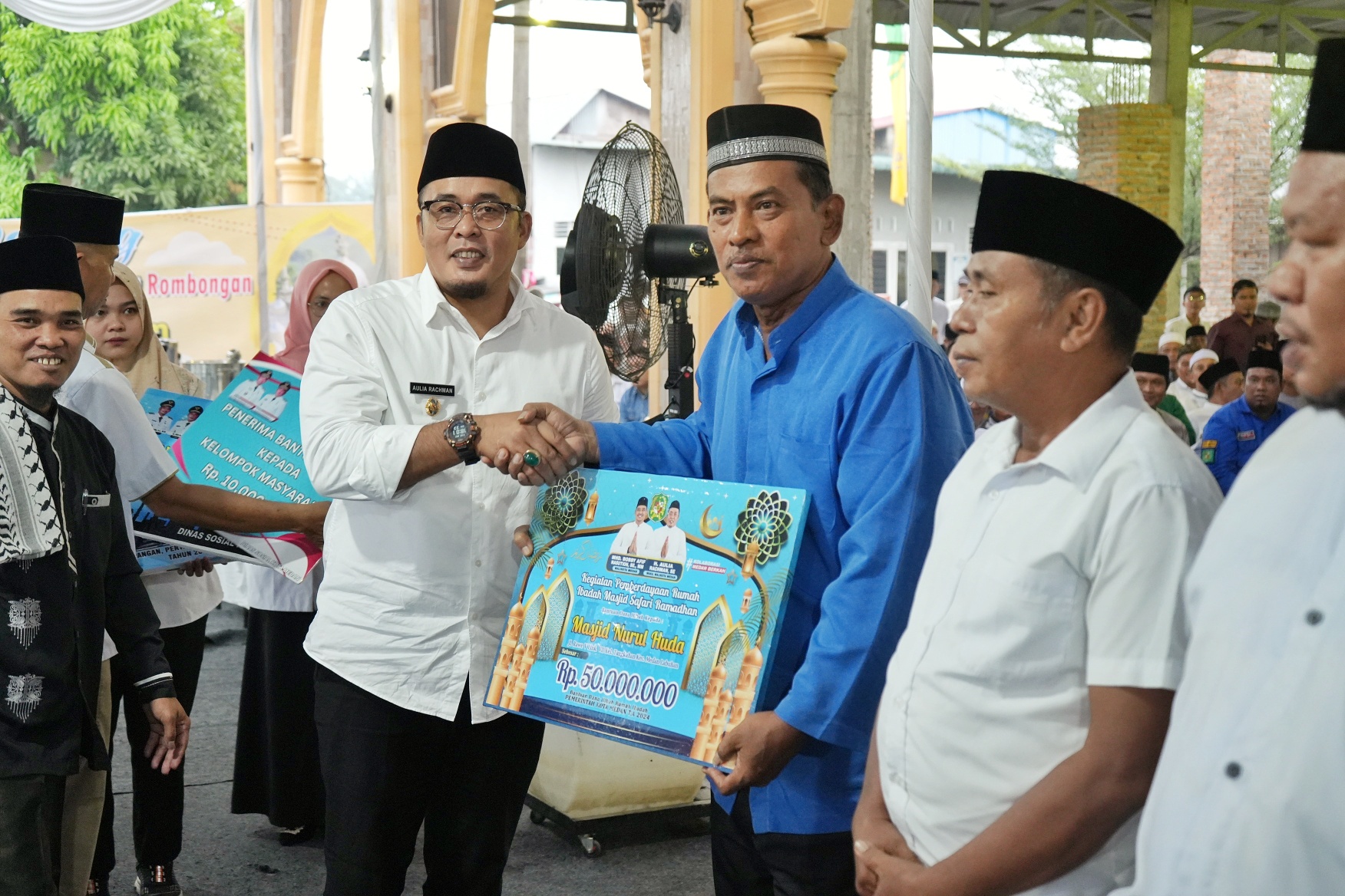 Di Bulan Suci Ramadan, Pemko Medan Salurkan Bantuan Rp50 Juta Untuk Pembangunan Masjid di Medan Labuhan