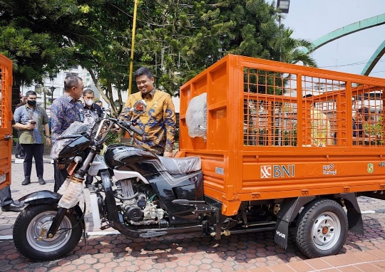 Optimalkan Becak Sampah Sesuai Instruksi Bobby Nasution, Kecamatan Medan Johor Himbau jika Becak Sampah tidak Beroperasi Lapor Kepling