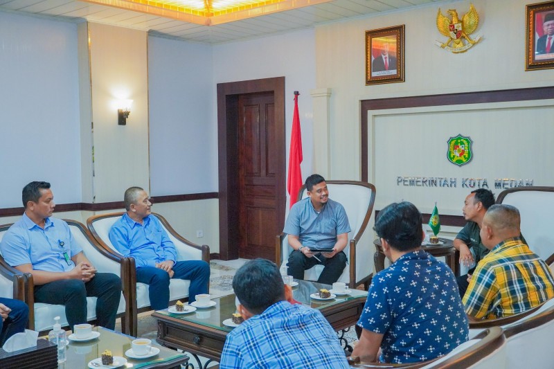 Bobby Nasution Ingin Kerjasama Pertanian dengan Petani Desa Makmur