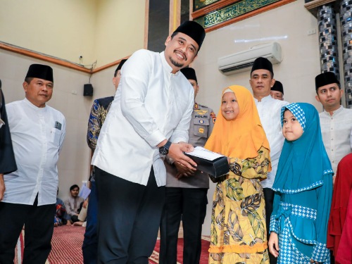 Safari Ramadhan, Pemko Medan Berikan Sejumlah Bantuan untuk Kemakmuran Masjid Pahlawan Muslimin Medan Kota