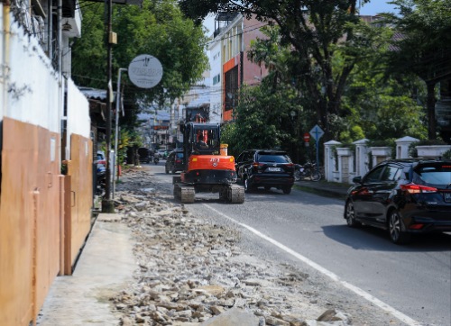 Atasi Genangan Air, Dinas SDABMBK Bangun Saluran Drainase Baru di Jalan Tengku Umar